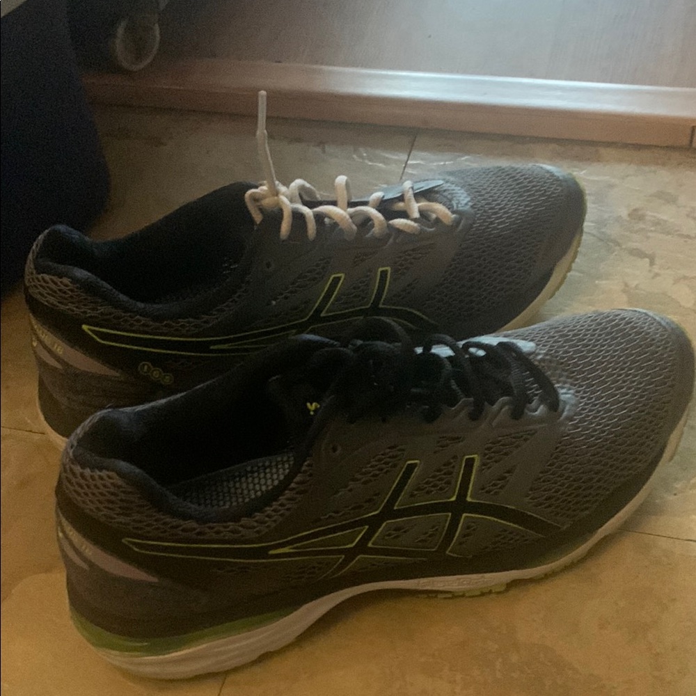 ASICS Gel Cumulus 18 Fluid Ride Grey/Neon Running Shoes New Insoles! SZ 10.5